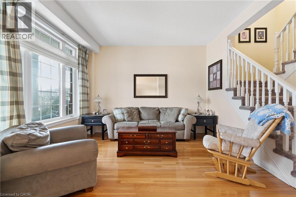 7 Honey Locust Circle, Thorold, Ontario  L2V 5E3 - Photo 5 - 40795898