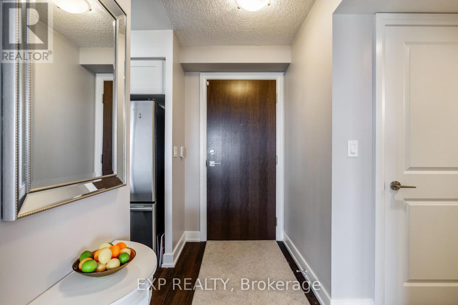 2326 - 2 Eva Road, Toronto (Etobicoke West Mall), Ontario  M9C 0A9 - Photo 18 - W12660980