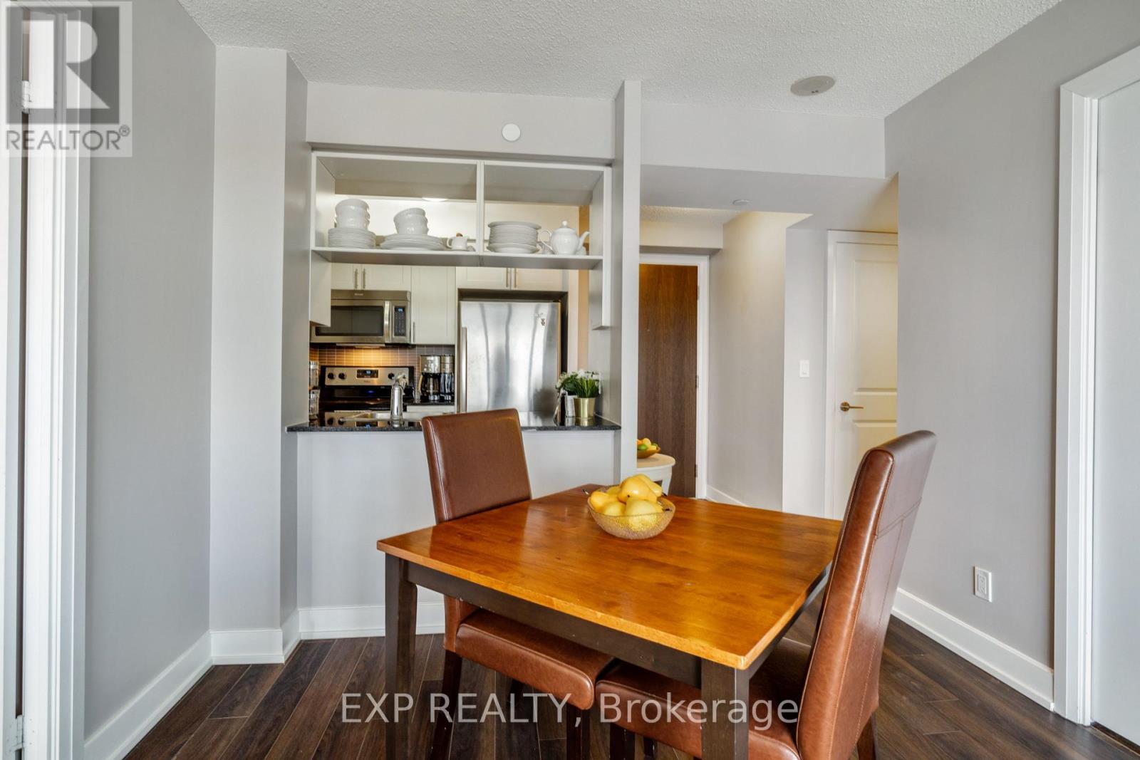 2326 - 2 Eva Road, Toronto (Etobicoke West Mall), Ontario  M9C 0A9 - Photo 21 - W12660980