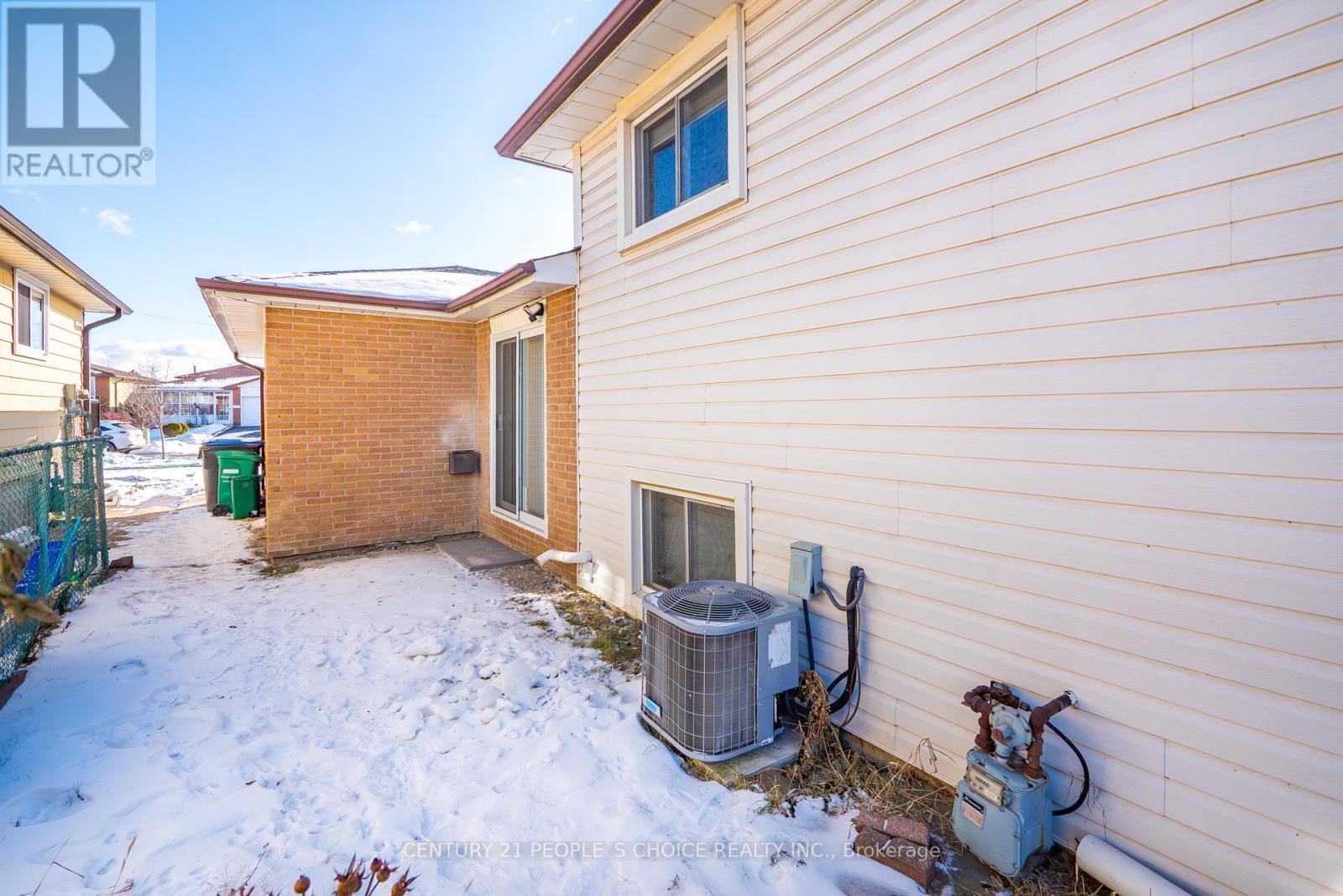 3404 Monica Drive, Mississauga, Ontario  L4T 3E7 - Photo 44 - W12660988