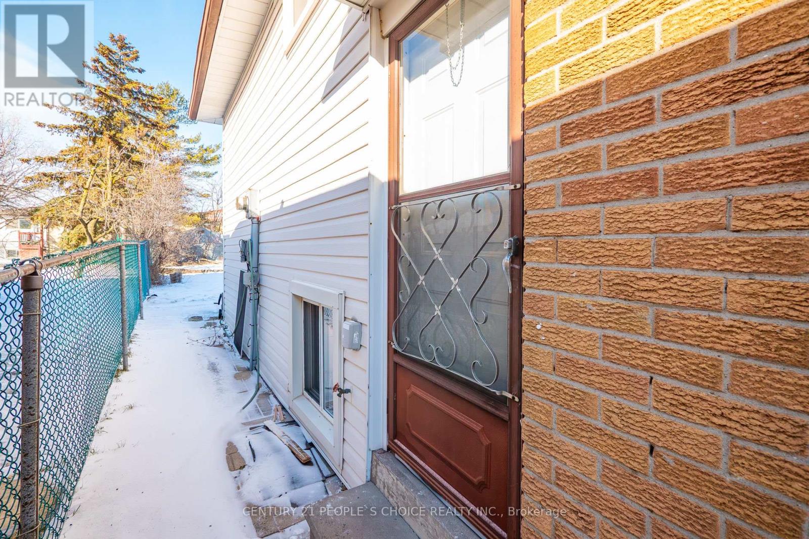 3404 Monica Drive, Mississauga, Ontario  L4T 3E7 - Photo 47 - W12660988