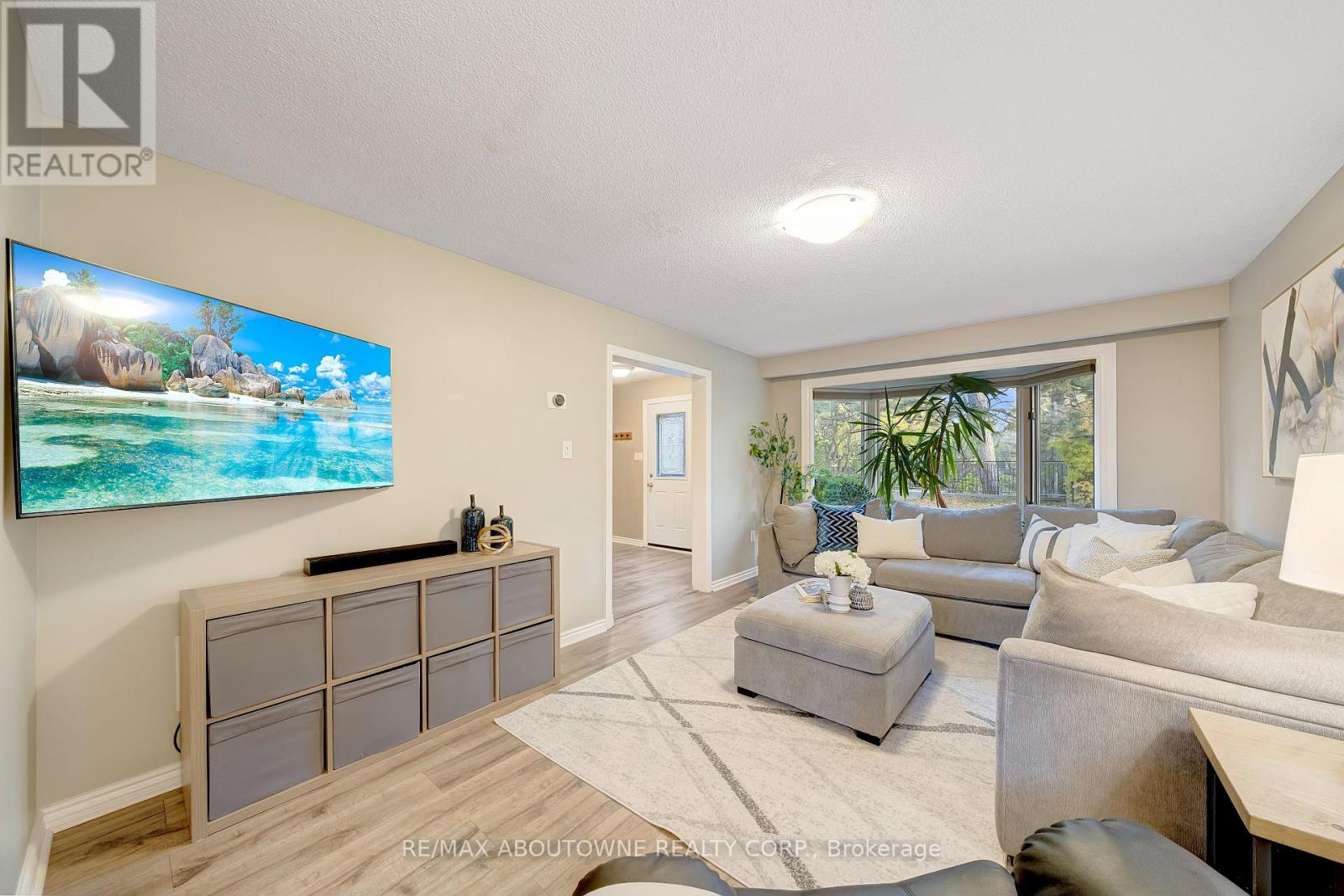 29 - 5475 Lakeshore Road, Burlington, Ontario  L7L 1E1 - Photo 9 - W12660994