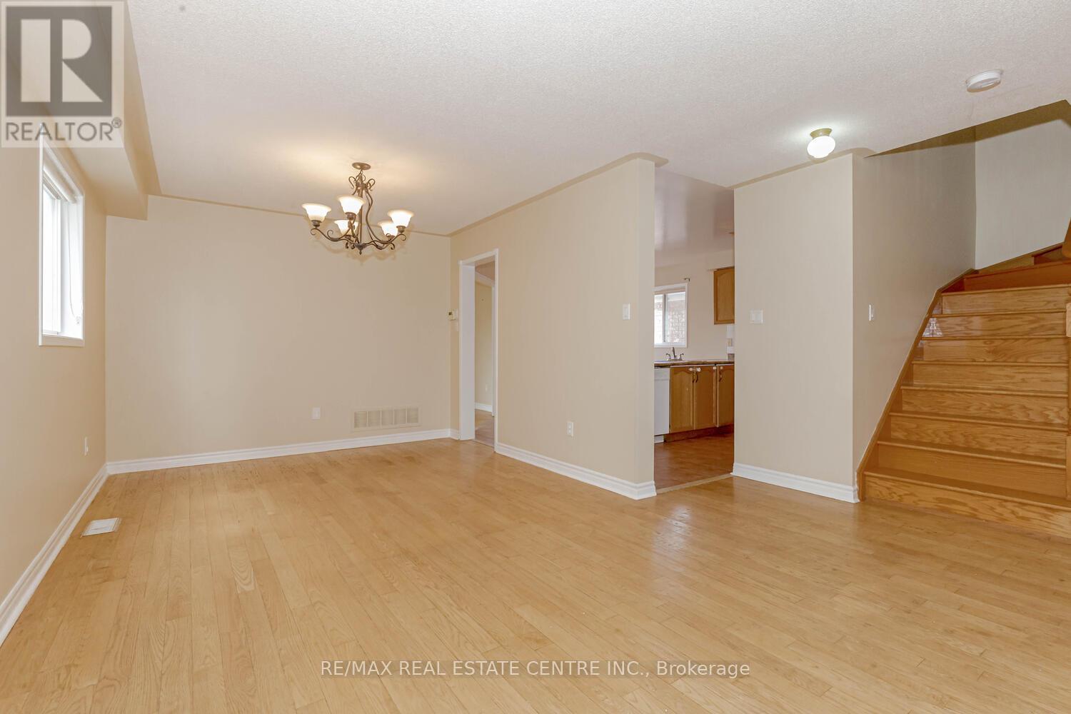 6 Porchlight Road, Brampton, Ontario  L6X 4S3 - Photo 14 - W12661050