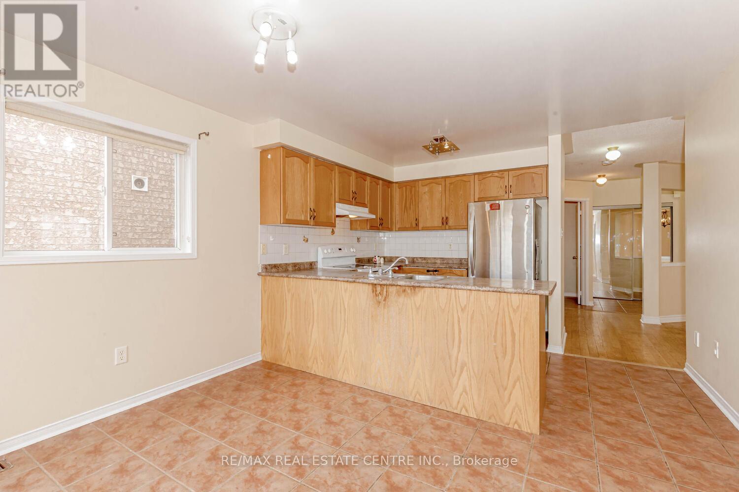 6 Porchlight Road, Brampton, Ontario  L6X 4S3 - Photo 22 - W12661050