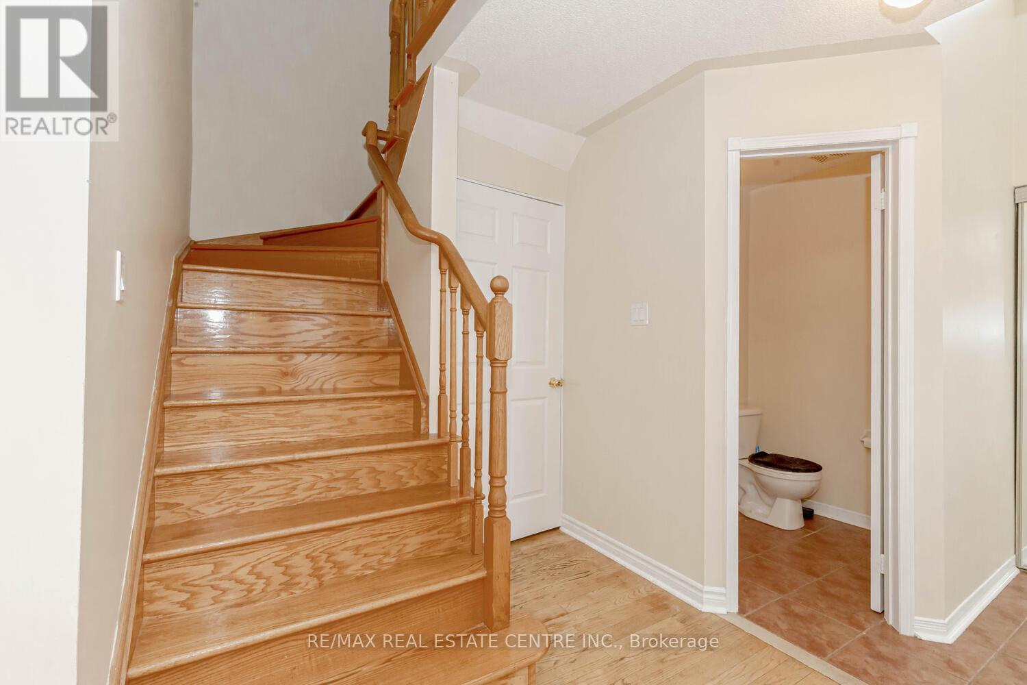 6 Porchlight Road, Brampton, Ontario  L6X 4S3 - Photo 27 - W12661050