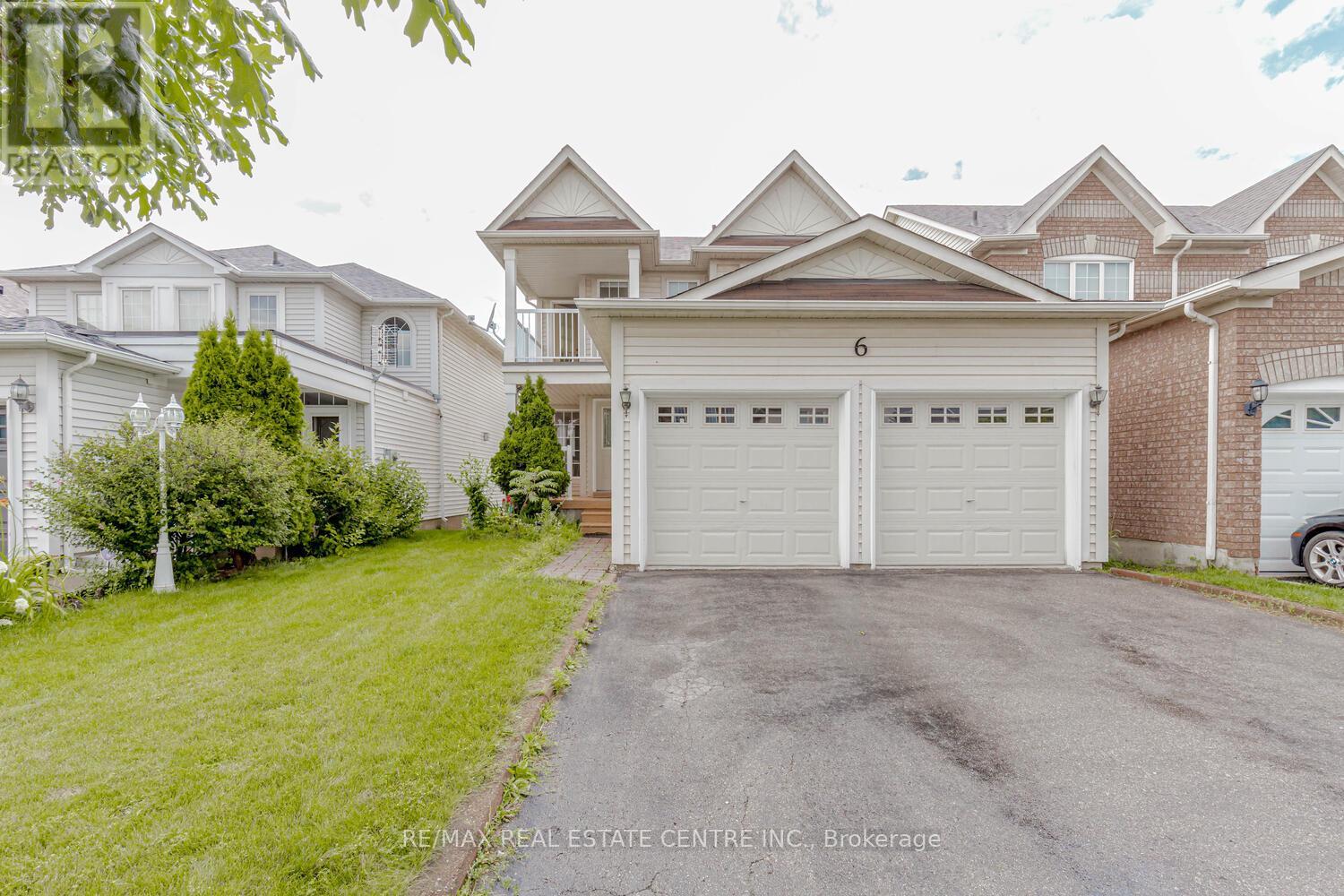 6 Porchlight Road, Brampton, Ontario  L6X 4S3 - Photo 3 - W12661050