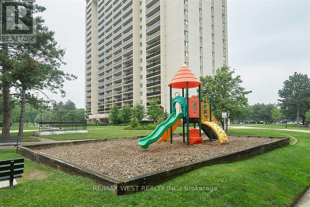 D14 - 300 Mill Road, Toronto, Ontario  M9C 4W9 - Photo 13 - W12661064