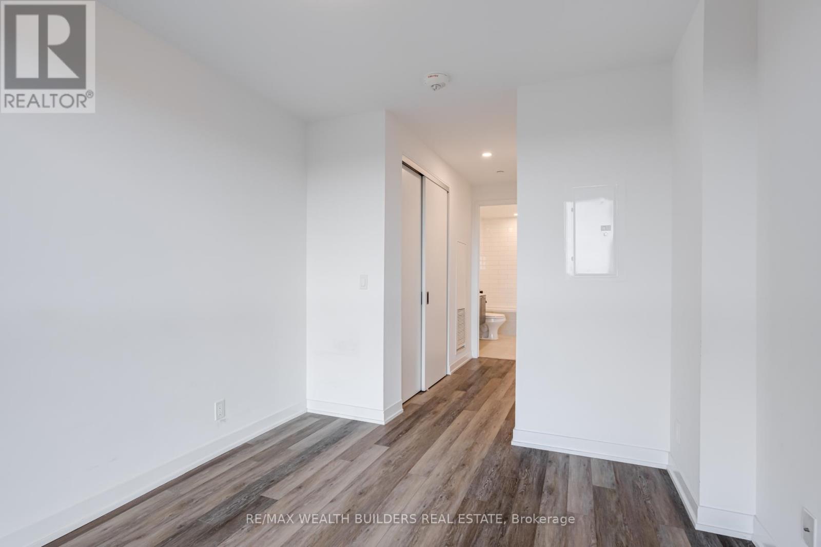 511 - 2118 Bloor Street W, Toronto, Ontario  M6S 1M8 - Photo 16 - W12661110