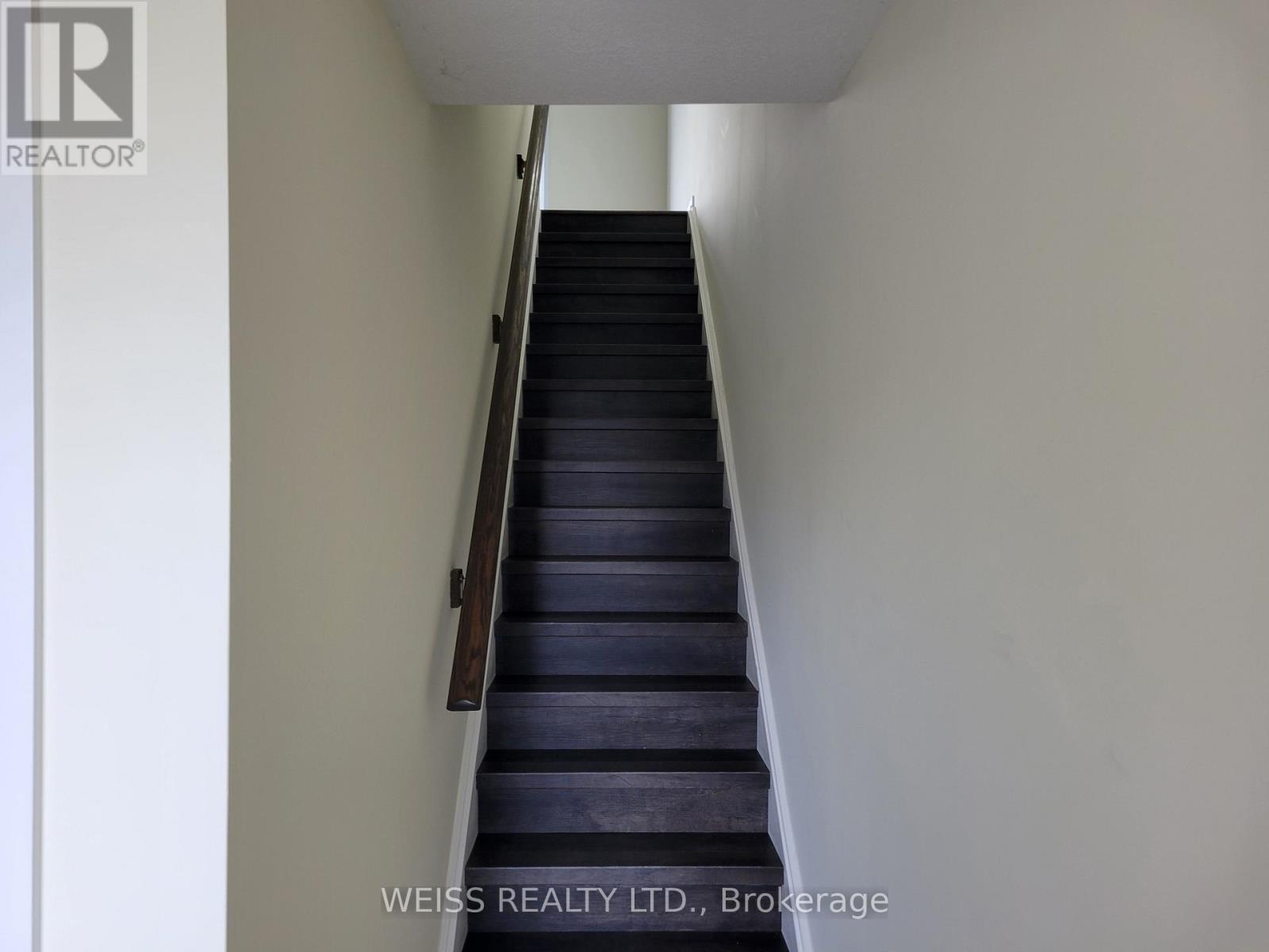 18 - 510 North Service Road, Grimsby, Ontario  L3M 0C9 - Photo 3 - X12661058