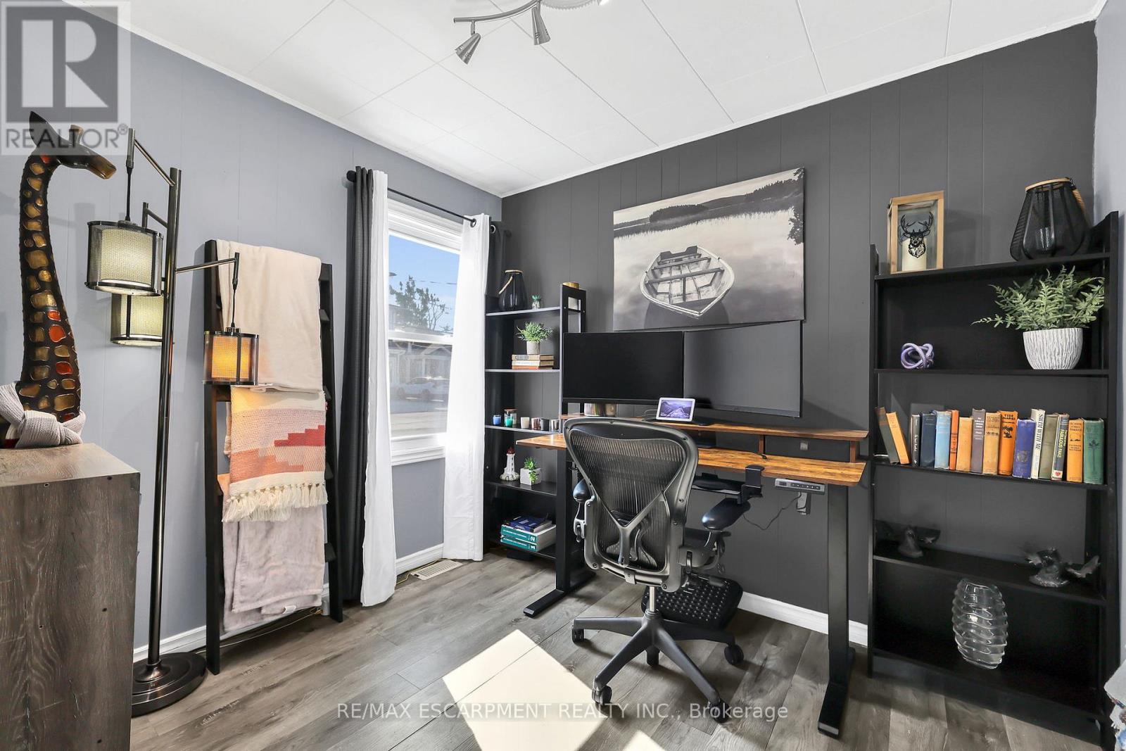 104 Southworth Street, Welland (Lincoln/crowland), Ontario  L3B 1Y8 - Photo 15 - X12661094