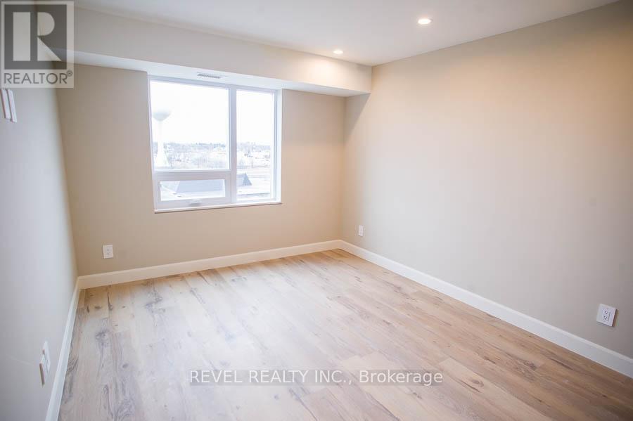 505 - 34 Norman Street, Brantford, Ontario  N3R 2Y1 - Photo 14 - X12661124