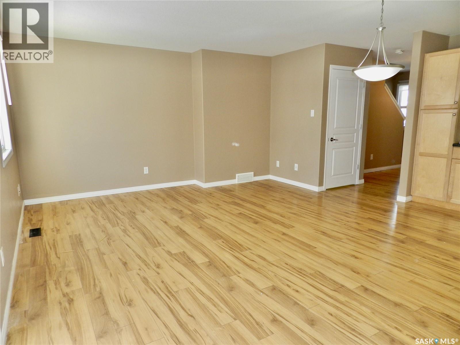 218 851 Chester Road, Moose Jaw, Saskatchewan  S6J 0A4 - Photo 6 - SK026171