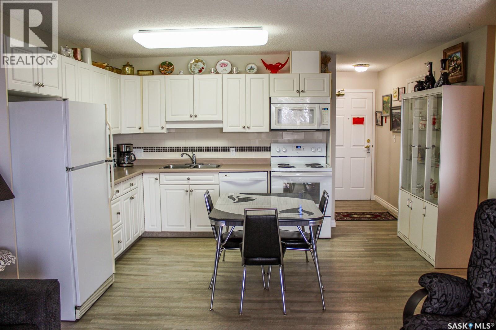 402 211 Crawford Avenue, Melfort, Saskatchewan  S0E 1A0 - Photo 9 - SK026034