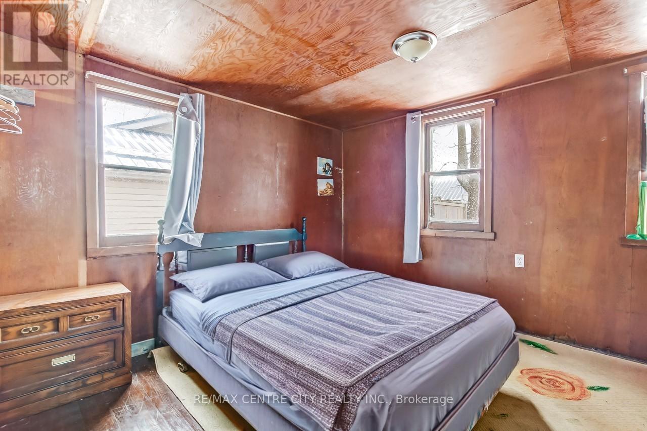 328 Erie Street, Central Elgin, Ontario  N5L 1E3 - Photo 29 - X12432834