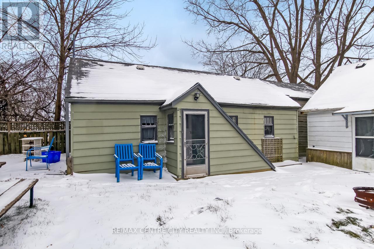 328 Erie Street, Central Elgin, Ontario  N5L 1E3 - Photo 26 - X12432834