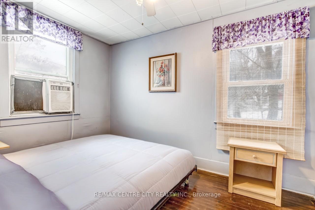 328 Erie Street, Central Elgin, Ontario  N5L 1E3 - Photo 43 - X12432834