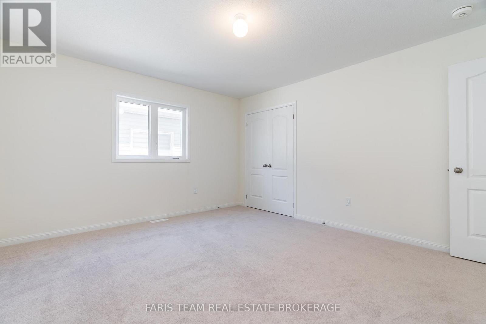 6 Cliff Thompson Court, Georgina, Ontario  L0E 1R0 - Photo 36 - N12596702