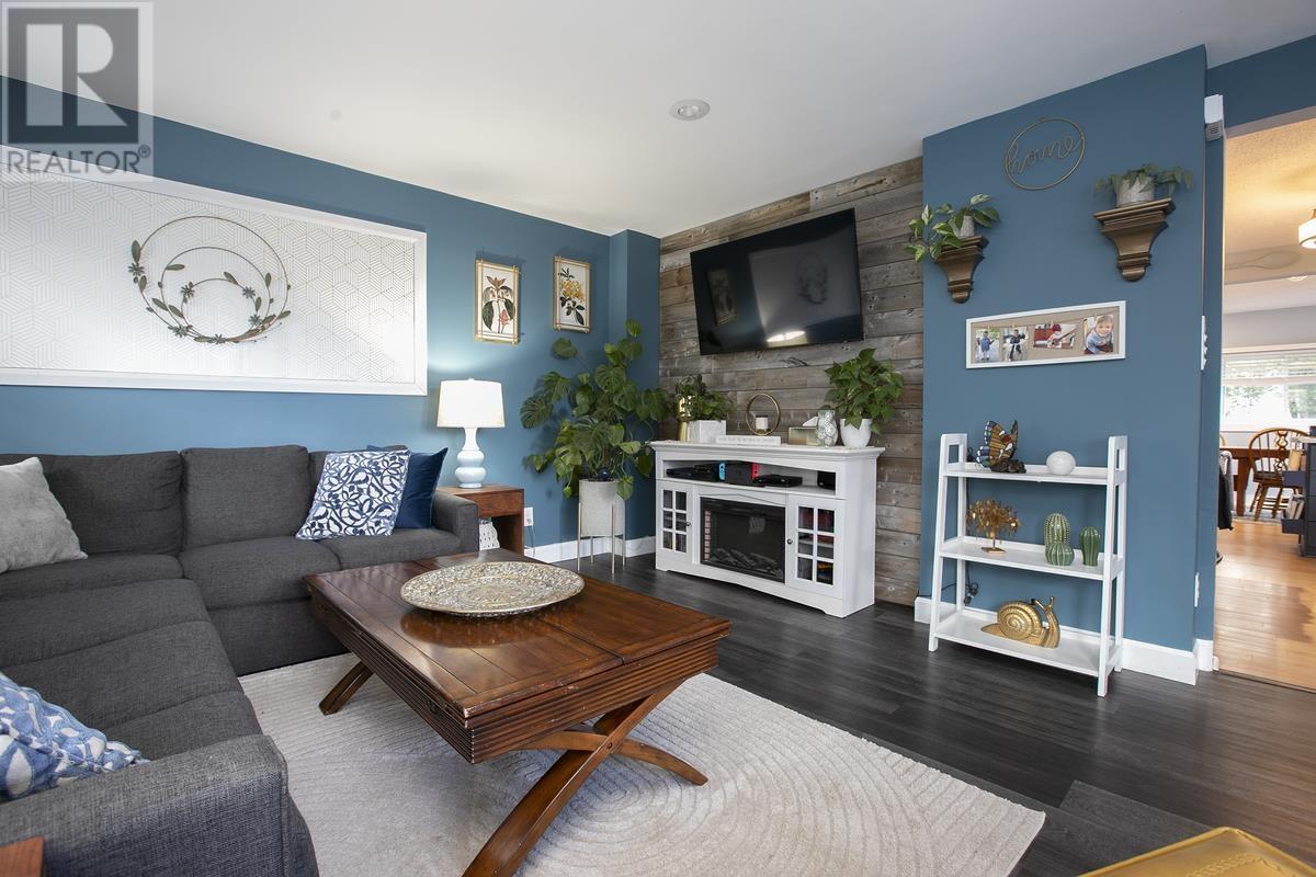 27 Borron Ave, Sault Ste. Marie, Ontario  P6B 1E7 - Photo 24 - SM253483