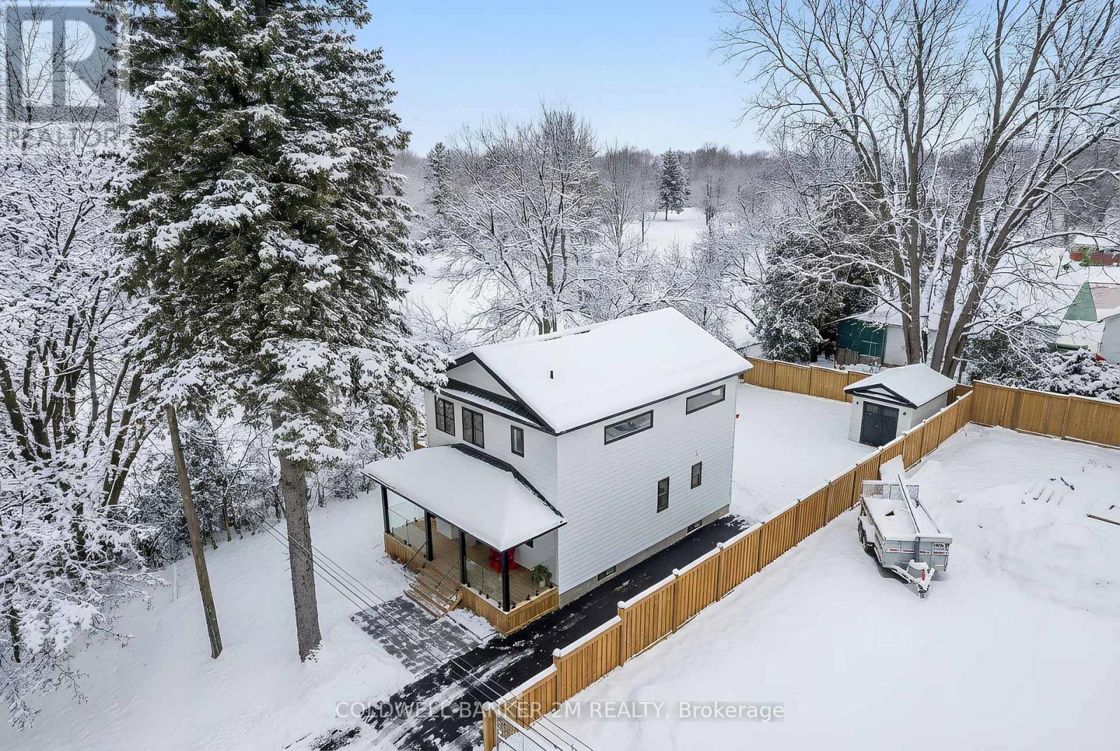 128 Buckingham Avenue, Oshawa, Ontario  L1G 2K5 - Photo 5 - E12661372