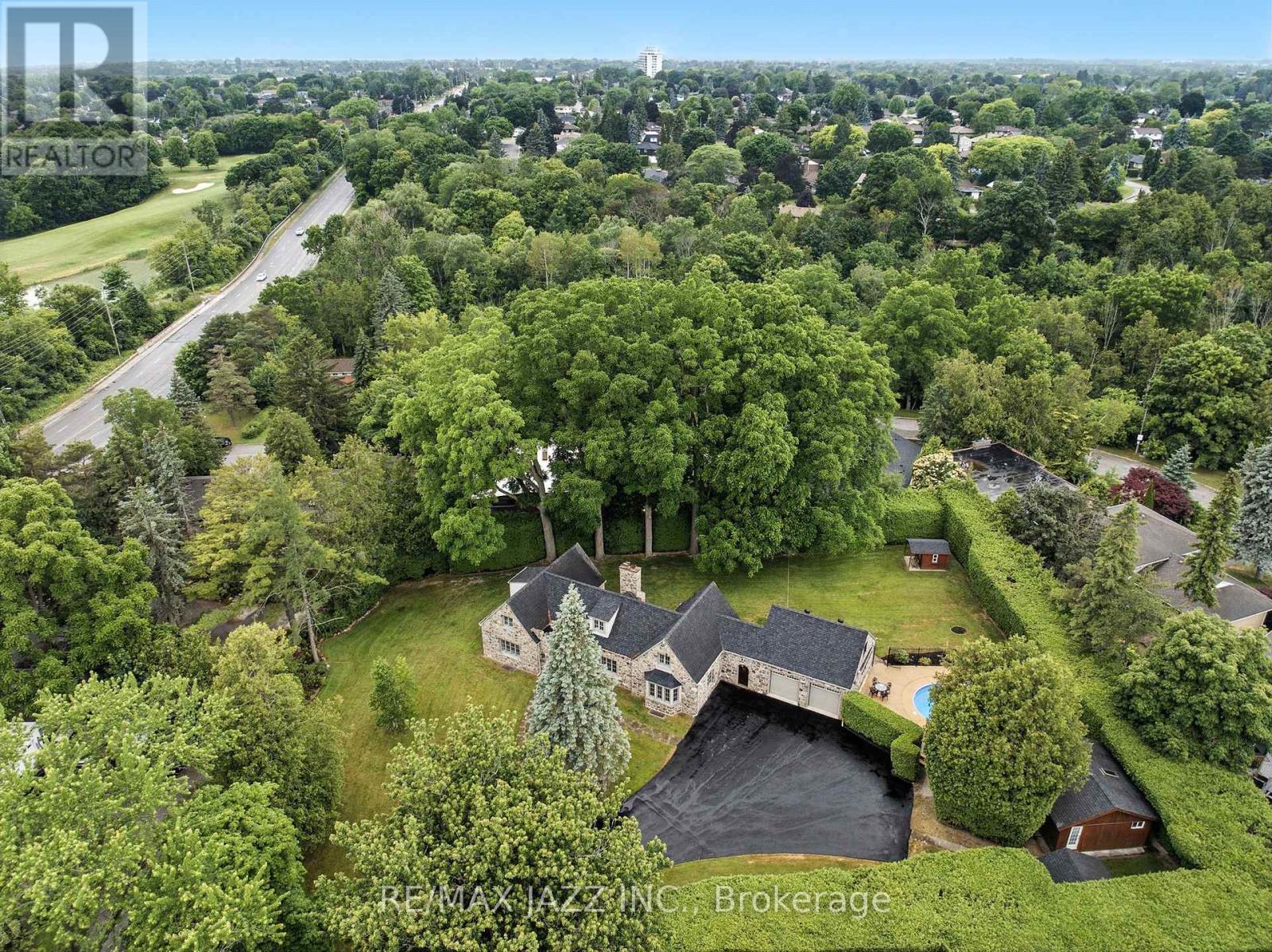 690 Bessborough Drive, Oshawa (Centennial), Ontario  L1G 4H2 - Photo 6 - E12661410