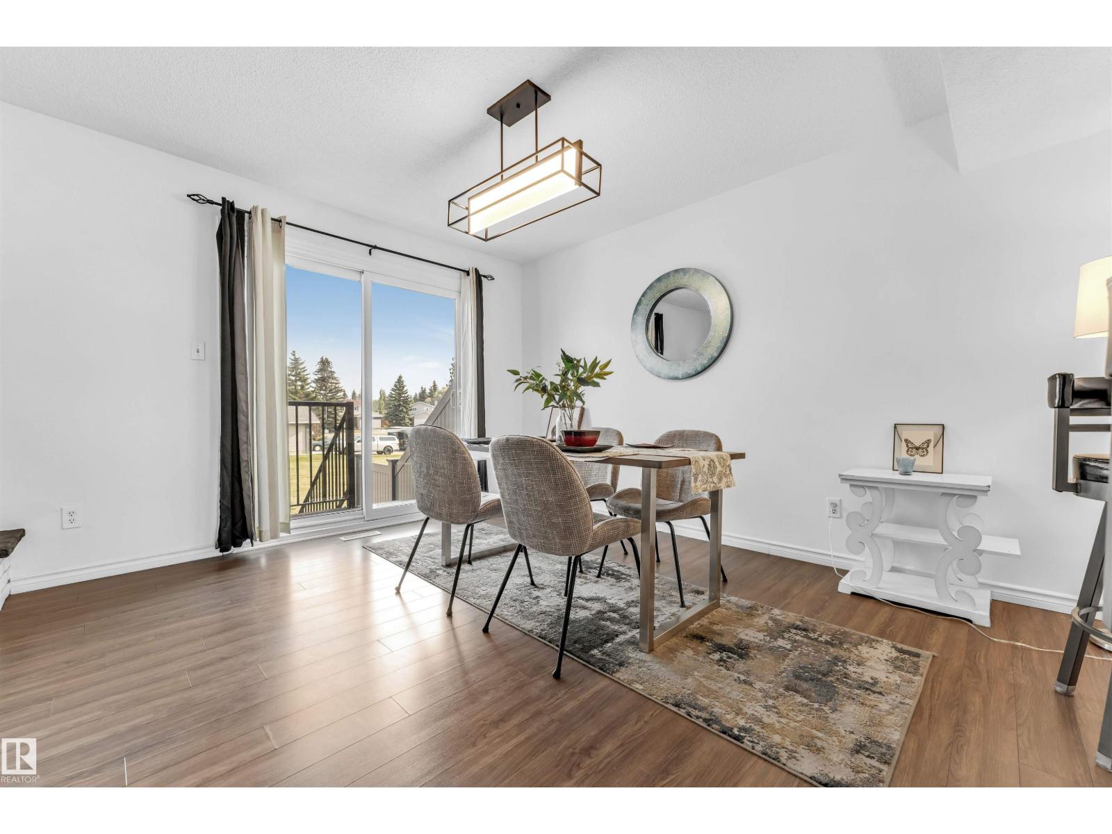 5344 38a Av Nw, Edmonton, Alberta T6L 2H4 - Photo 3 - E4467925