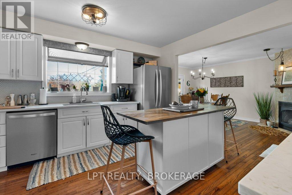 761 Hillside Drive, Kingston, Ontario  K7M 5Y9 - Photo 11 - X12661286