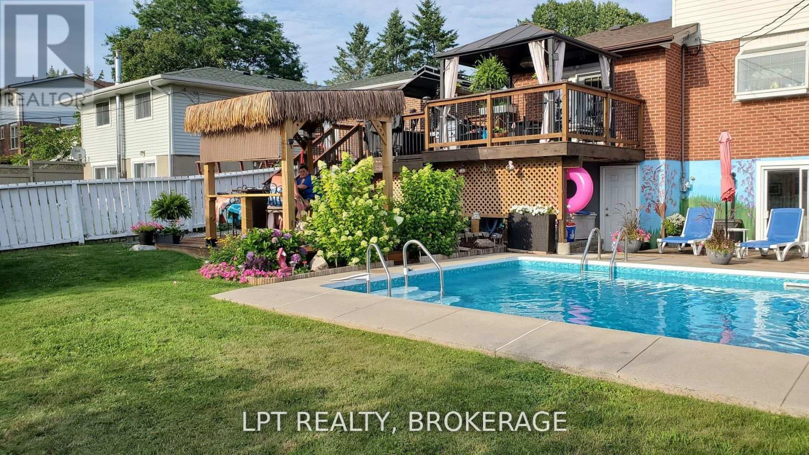 761 Hillside Drive, Kingston, Ontario  K7M 5Y9 - Photo 3 - X12661286