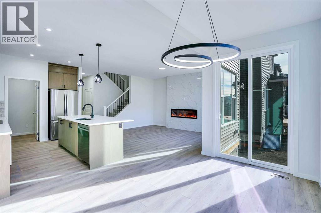 312 Edith Place Nw, Calgary, Alberta  T3R 2E1 - Photo 8 - A2261867