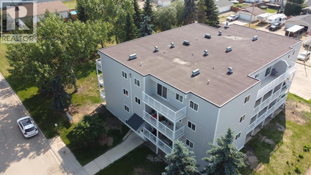 403, 5418 52 Street, Camrose, Alberta  T4V 4A6 - Photo 1 - A2189293