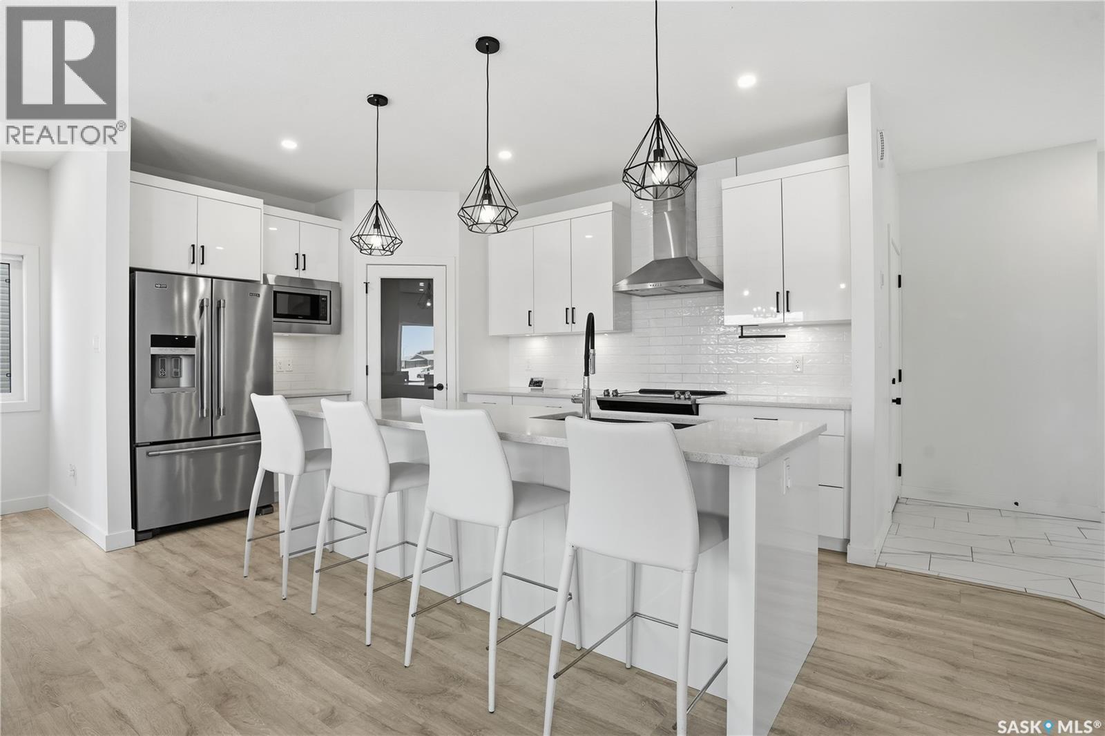 18 Mackenzie Crescent, Pilot Butte, Saskatchewan  S0G 3Z0 - Photo 7 - SK026189