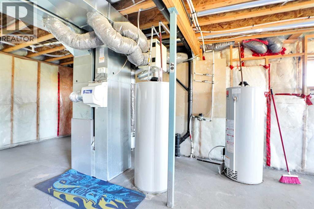 85 Boulder Creek Manor Se, Langdon, Alberta  T0J 1X3 - Photo 44 - A2266885