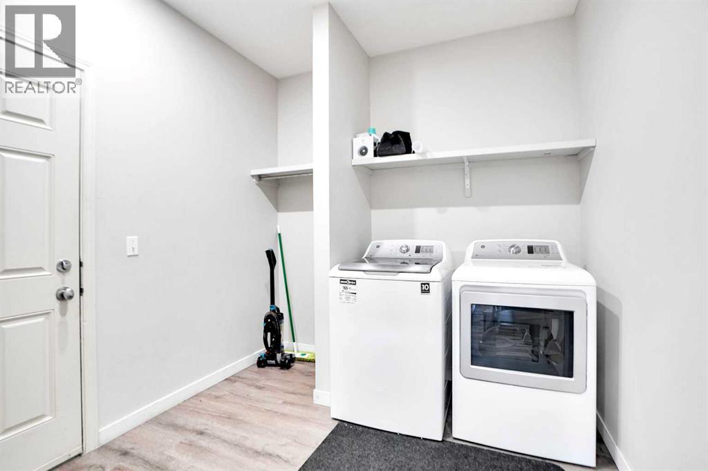 85 Boulder Creek Manor Se, Langdon, Alberta  T0J 1X3 - Photo 10 - A2266885