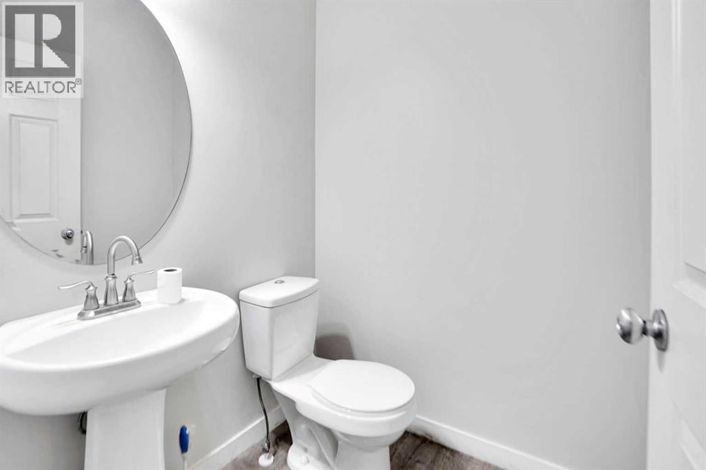 85 Boulder Creek Manor Se, Langdon, Alberta  T0J 1X3 - Photo 9 - A2266885