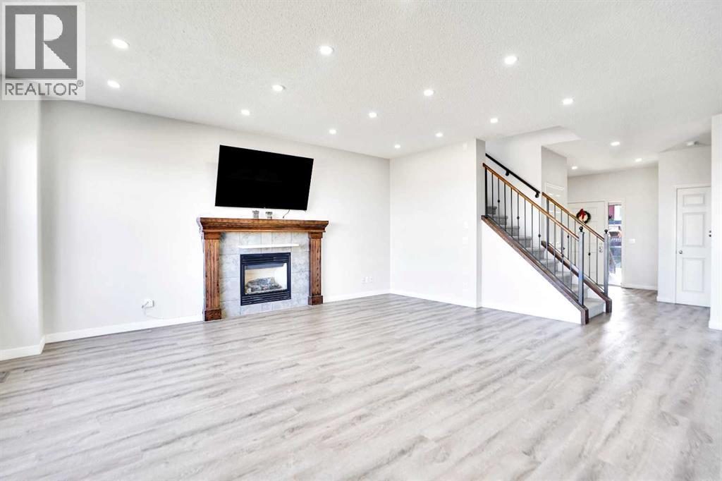 85 Boulder Creek Manor Se, Langdon, Alberta  T0J 1X3 - Photo 14 - A2266885