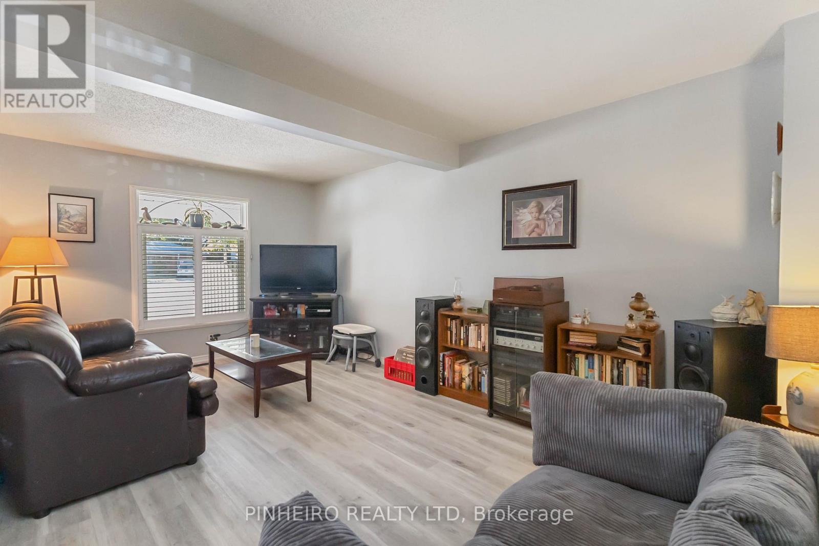 72 - 141 Condor Court, London East, Ontario  N5W 6A1 - Photo 2 - X12661402