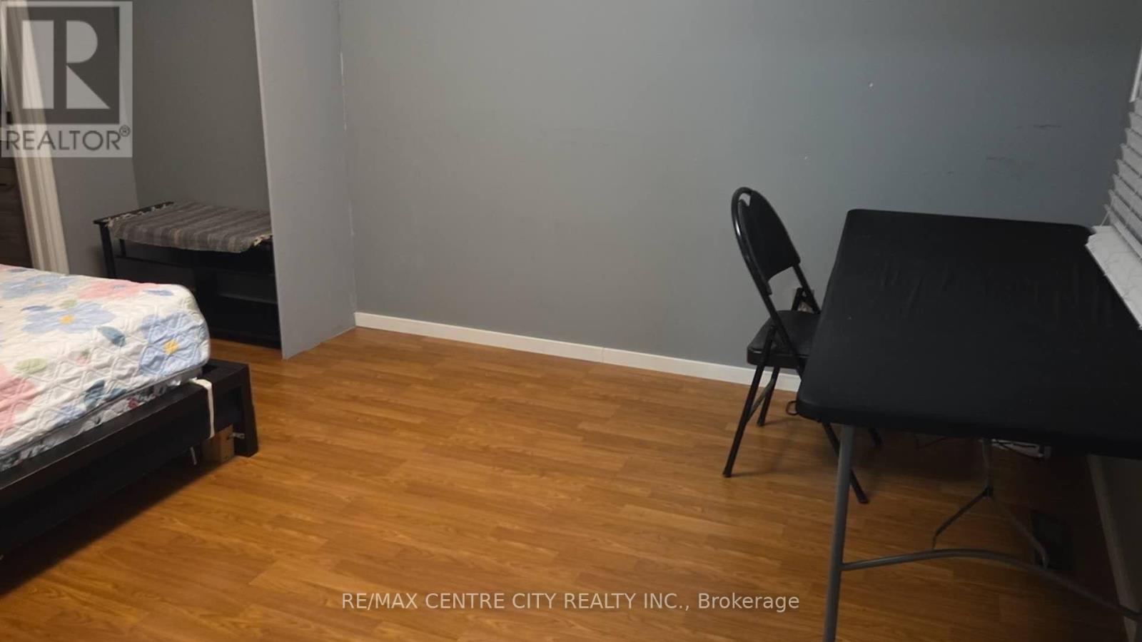 1274 Delphi Road, London East, Ontario  N5Y 5A9 - Photo 4 - X12661418