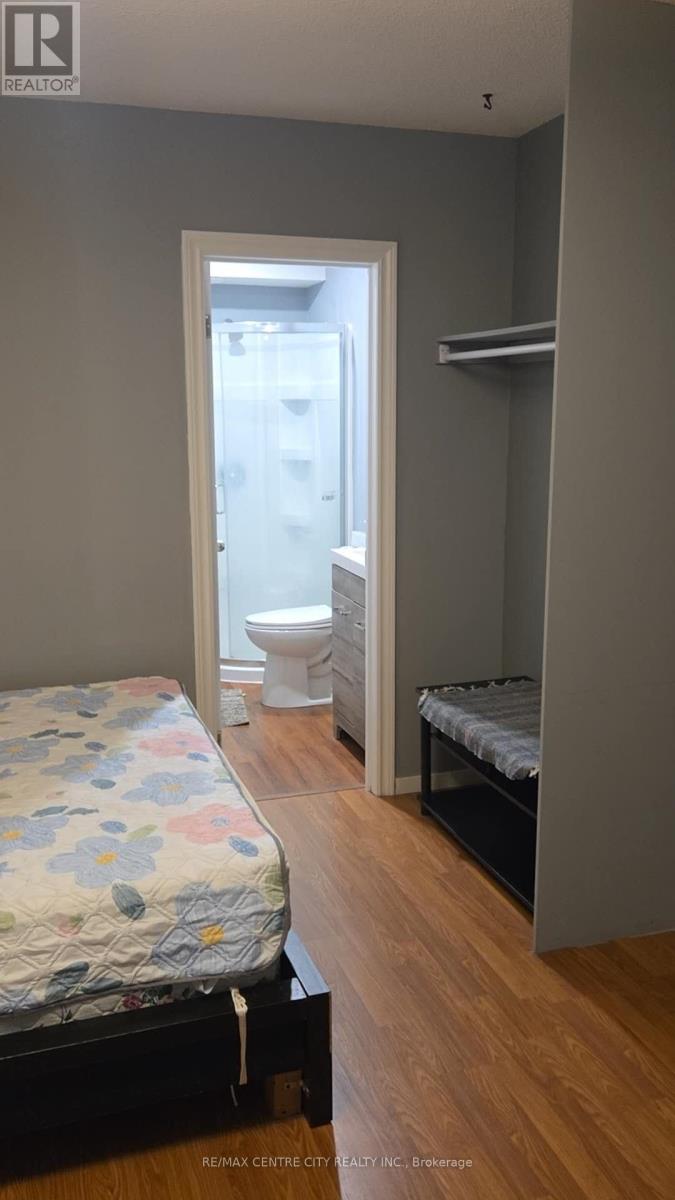 1274 Delphi Road, London East, Ontario  N5Y 5A9 - Photo 7 - X12661418