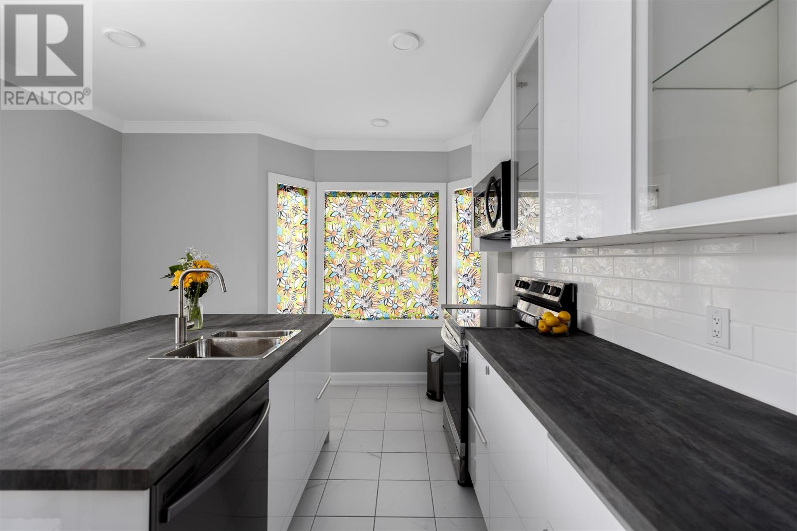 183 Upton Rd, Sault Ste. Marie, Ontario  P6A 3W5 - Photo 9 - SM260009