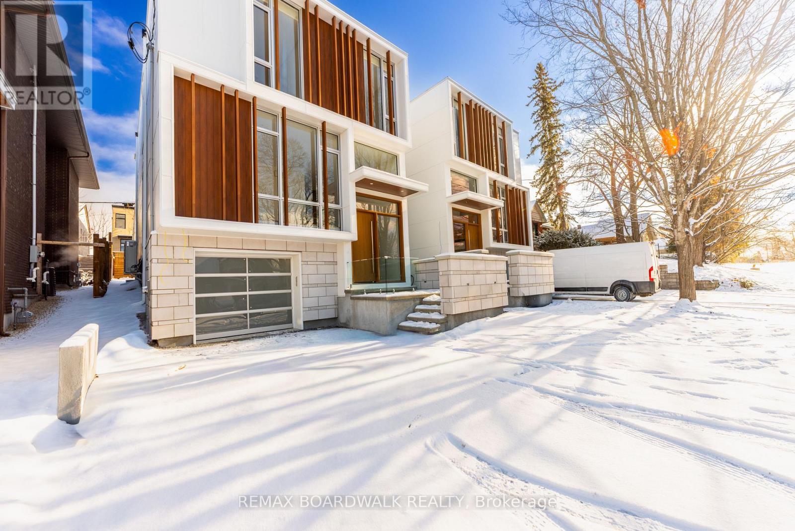 577 MELBOURNE AVENUE, Ottawa, Ontario