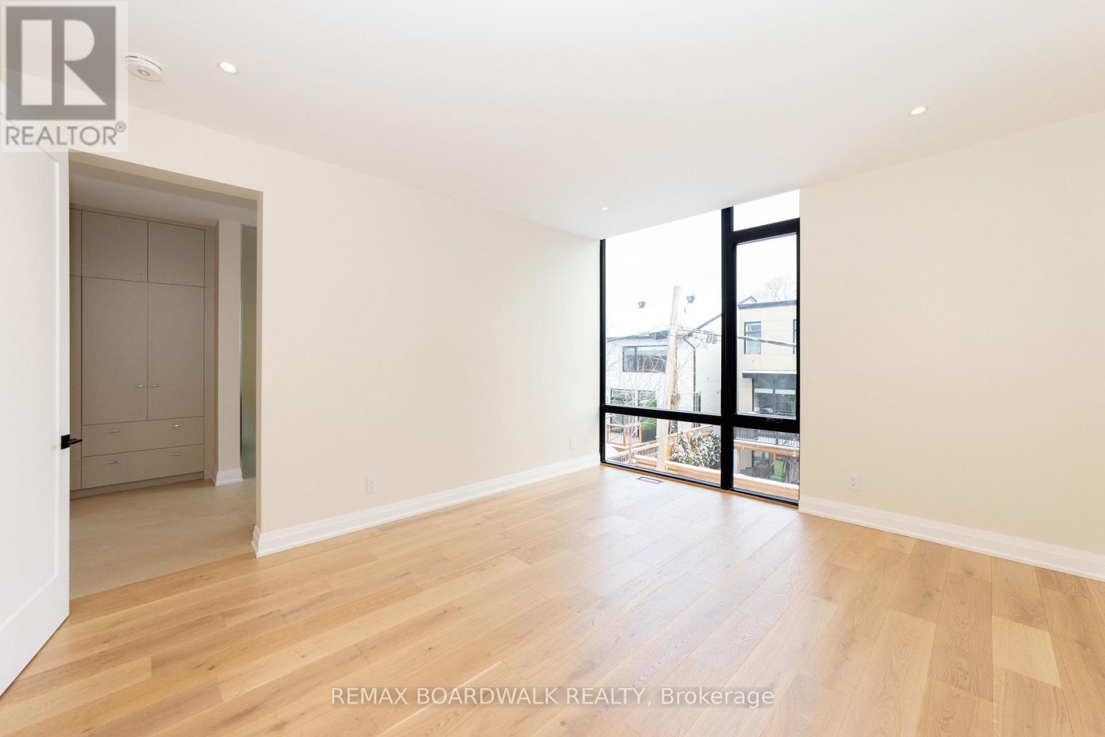 577 Melbourne Avenue, Ottawa, Ontario  K2A 1W7 - Photo 24 - X12661194