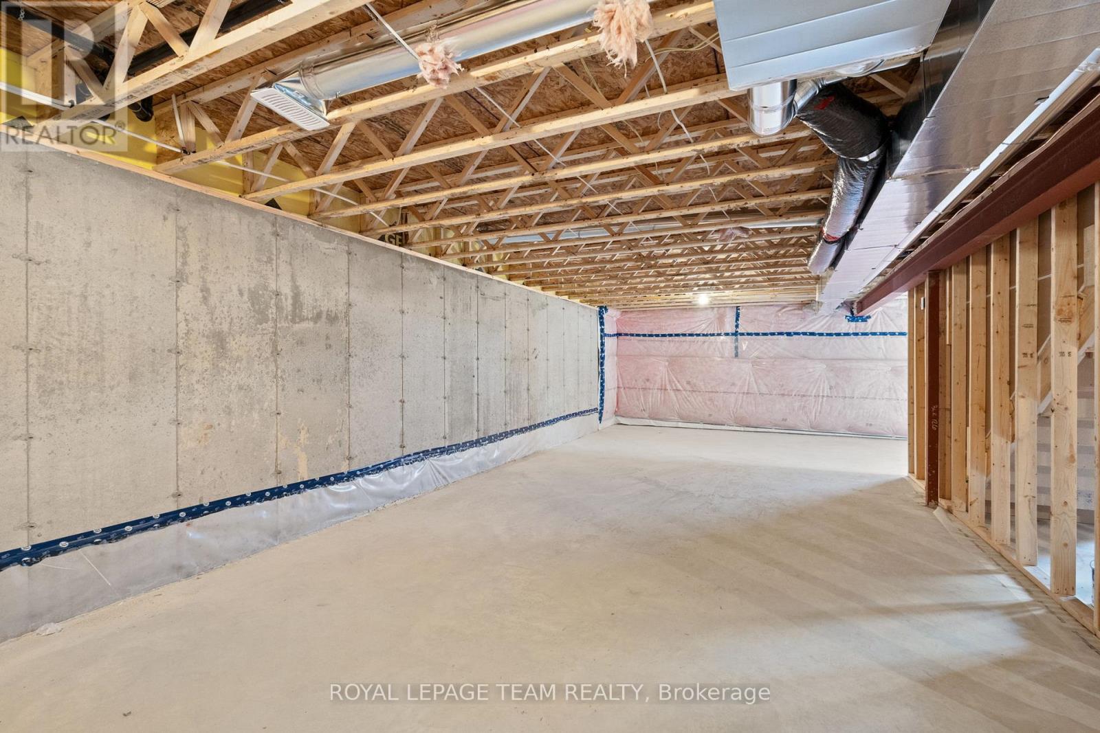 1035 Moore Street, Brockville, Ontario  K6V 7N1 - Photo 38 - X12661288