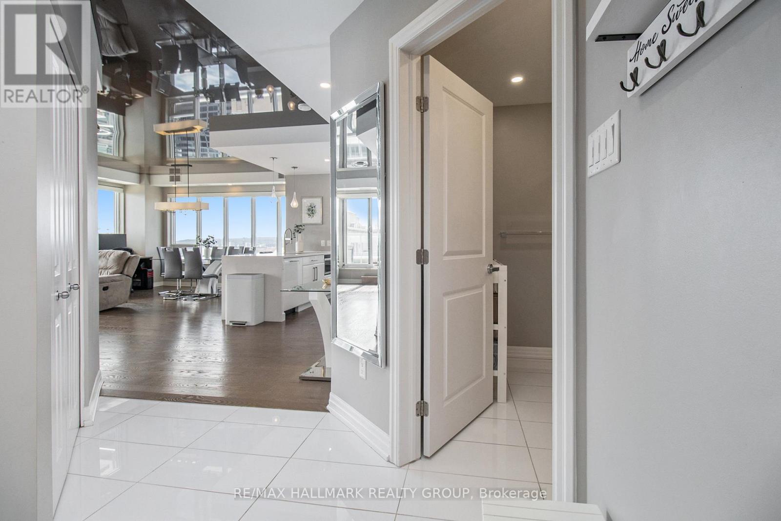 2706 - 195 Besserer Street, Ottawa, Ontario  K1N 7J6 - Photo 22 - X12661370