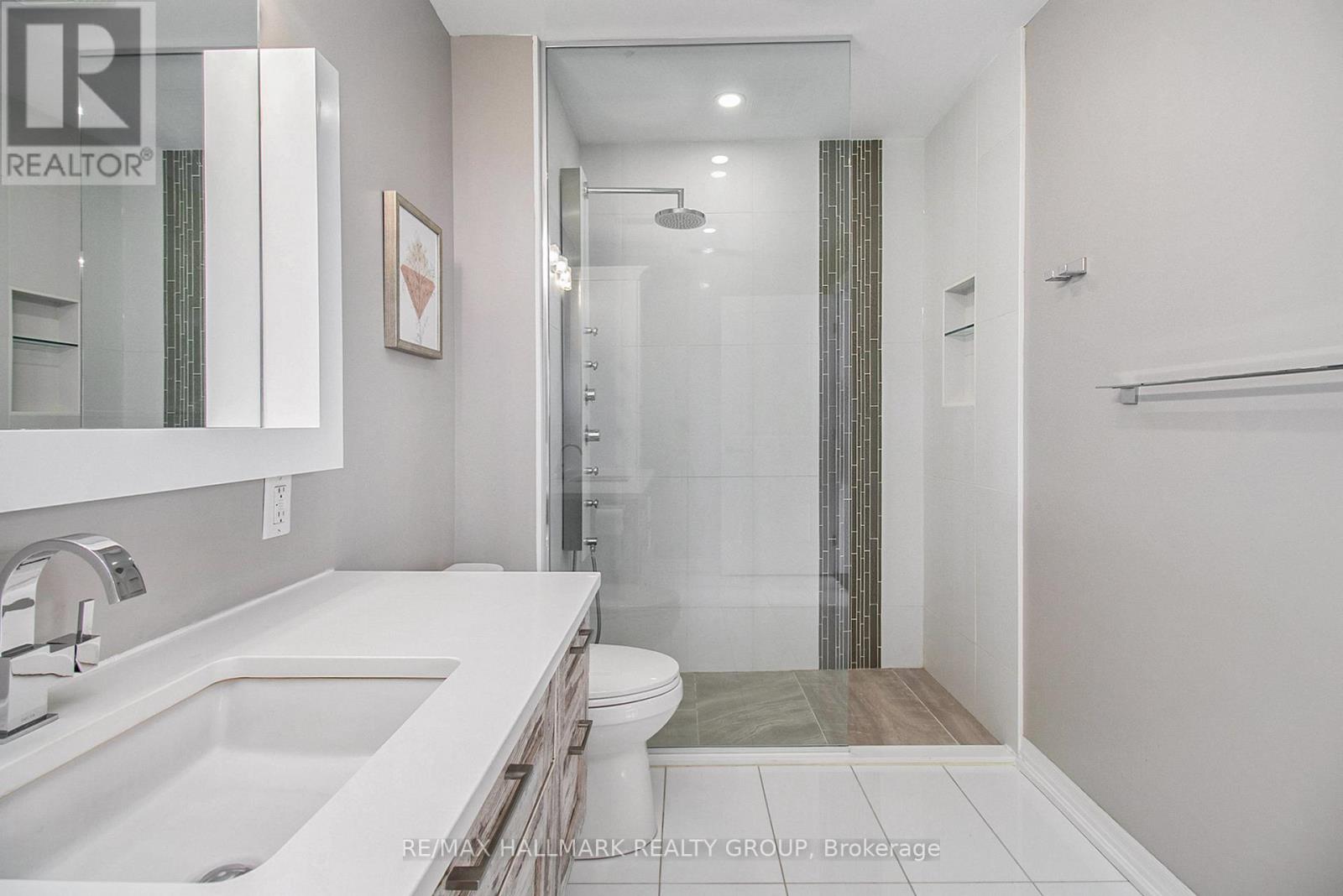 2706 - 195 Besserer Street, Ottawa, Ontario  K1N 7J6 - Photo 24 - X12661370