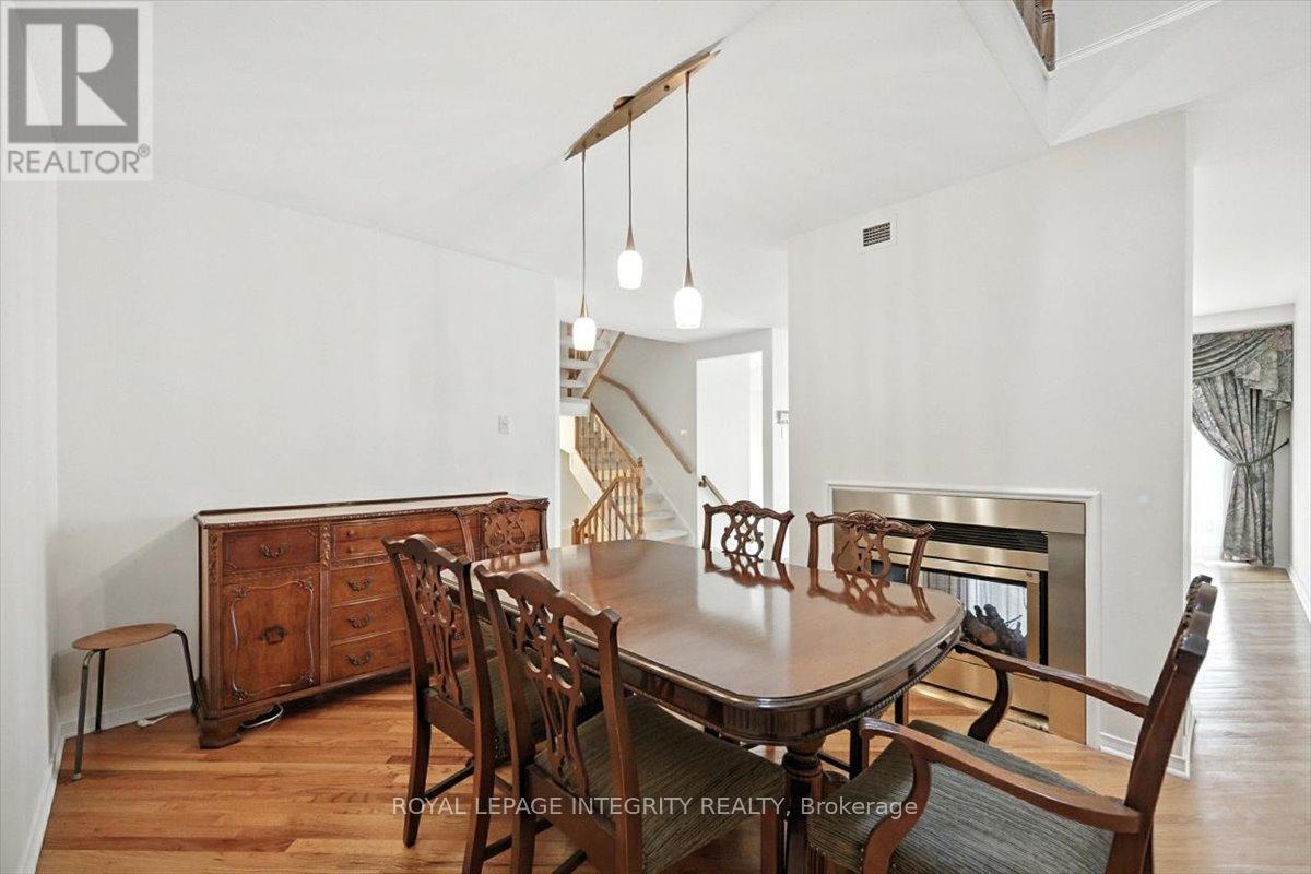 17 Columbus Avenue, Ottawa, Ontario  K1K 1R2 - Photo 14 - X12661494