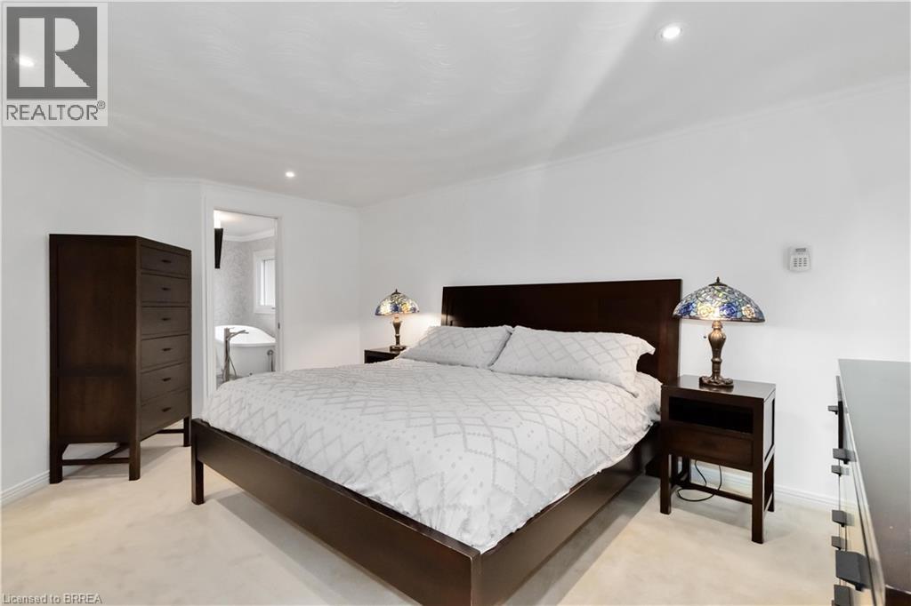 232 Paris Road E, Brantford, Ontario  N3R 1J4 - Photo 30 - 40795873