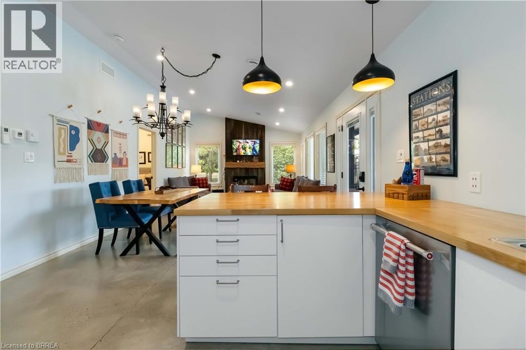 232 Paris Road E, Brantford, Ontario  N3R 1J4 - Photo 41 - 40795873