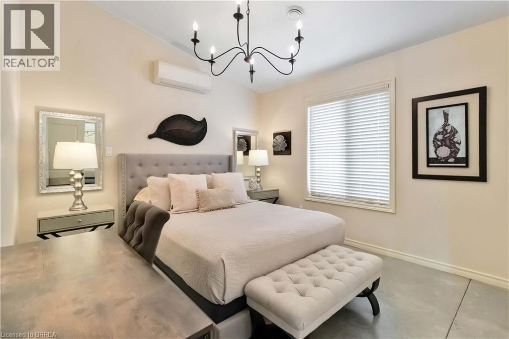 232 Paris Road E, Brantford, Ontario  N3R 1J4 - Photo 43 - 40795873