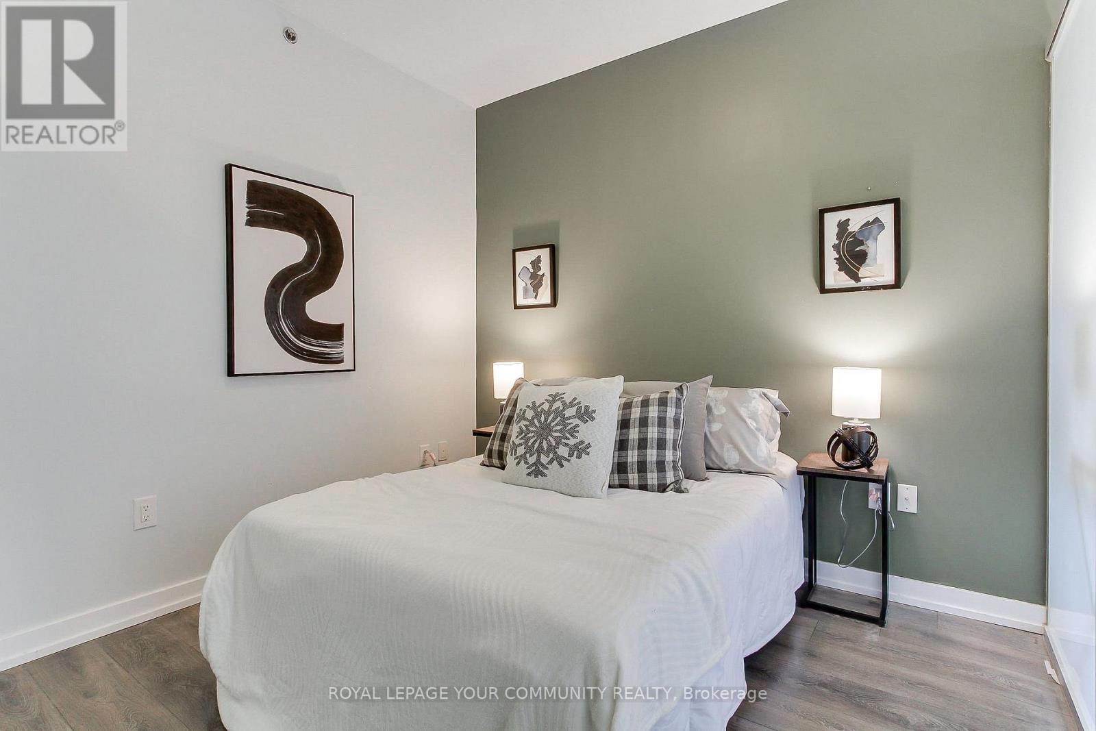 1002 - 426 University Avenue, Toronto, Ontario  M5G 1S9 - Photo 15 - C12661074