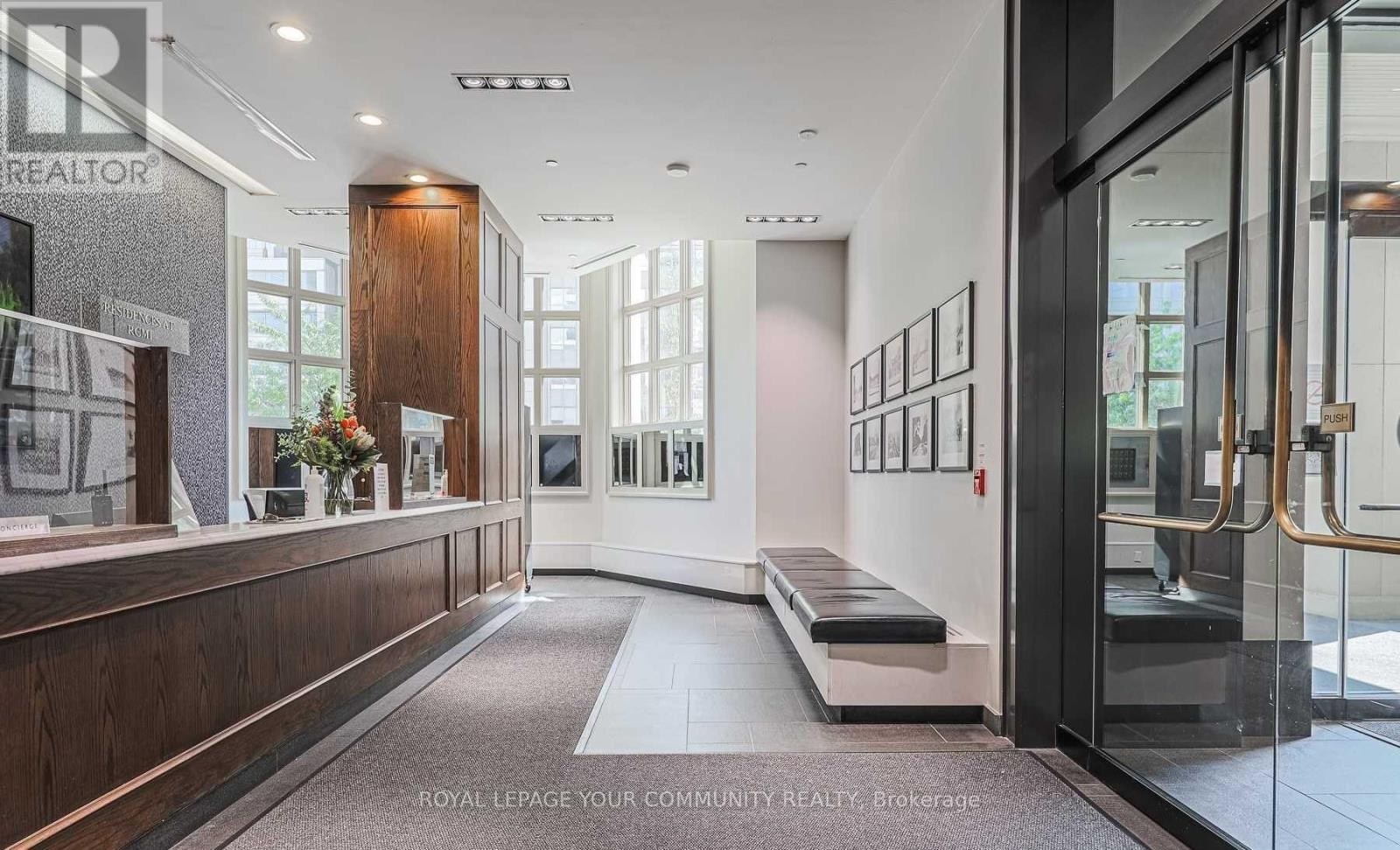 1002 - 426 University Avenue, Toronto, Ontario  M5G 1S9 - Photo 24 - C12661074