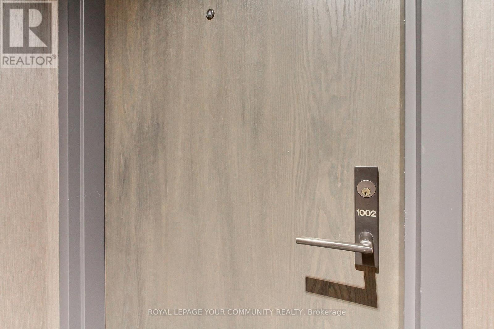 1002 - 426 University Avenue, Toronto, Ontario  M5G 1S9 - Photo 3 - C12661074